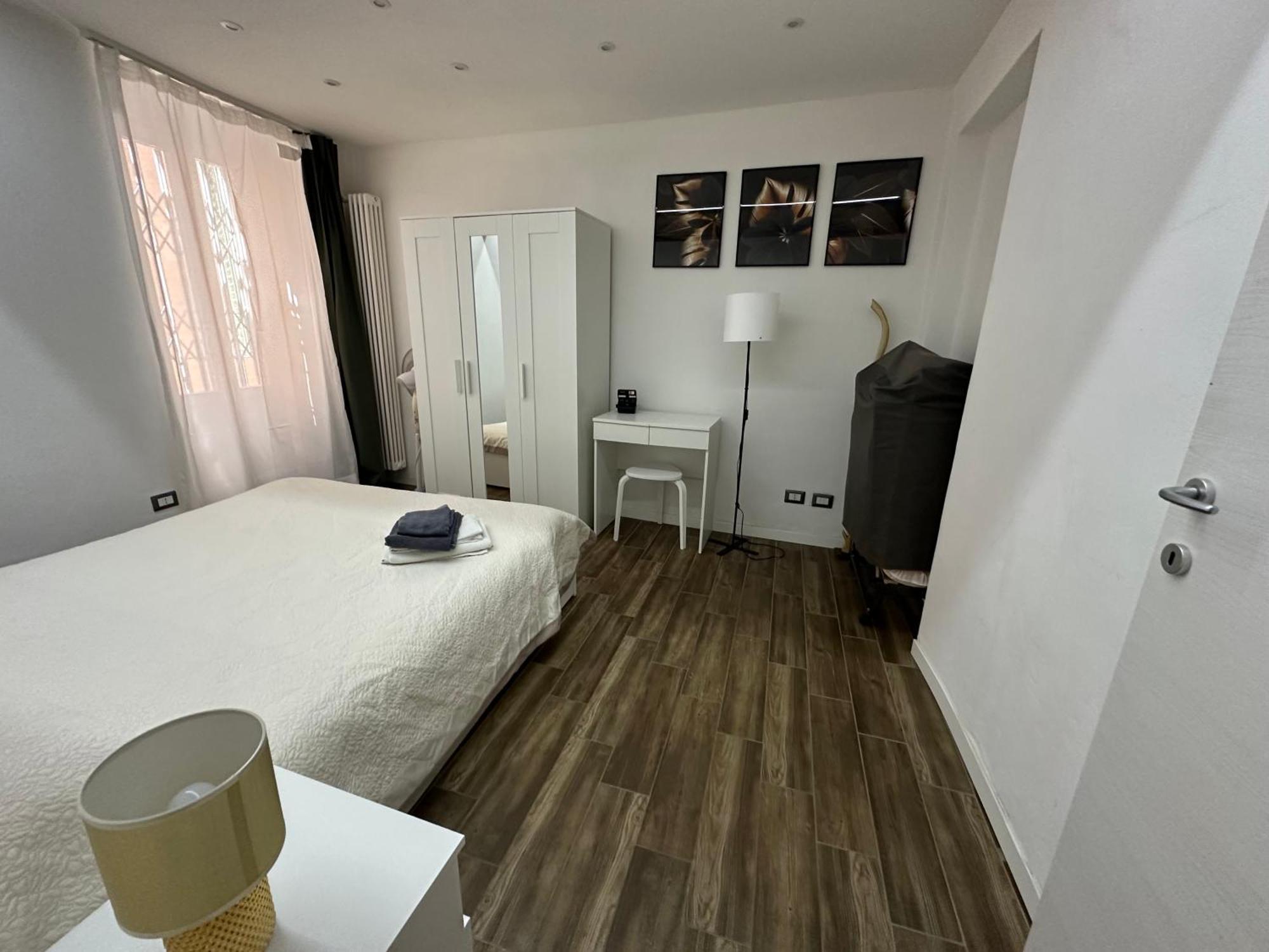 Residenza Castellazzo Apartment Ivrea Bagian luar foto